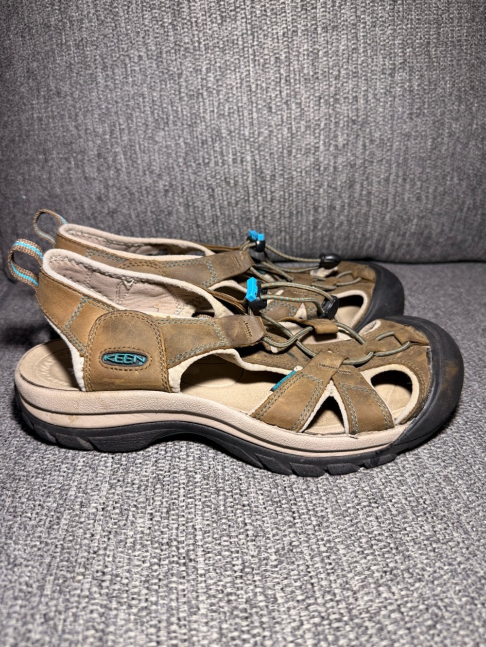 Keen Venice Women’s brown leather waterproof sports hiking sandals Sz 10